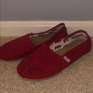 Red Toms
